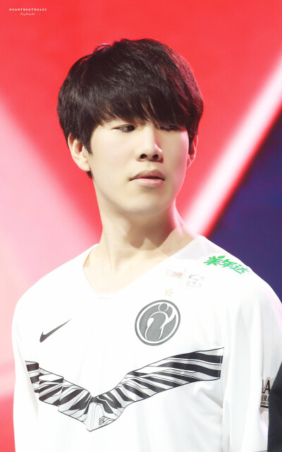 面对广州队 面对广州队