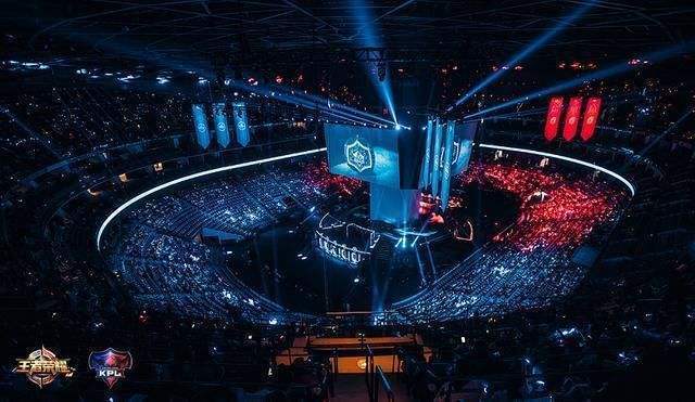 即吸引了来 即吸引了来