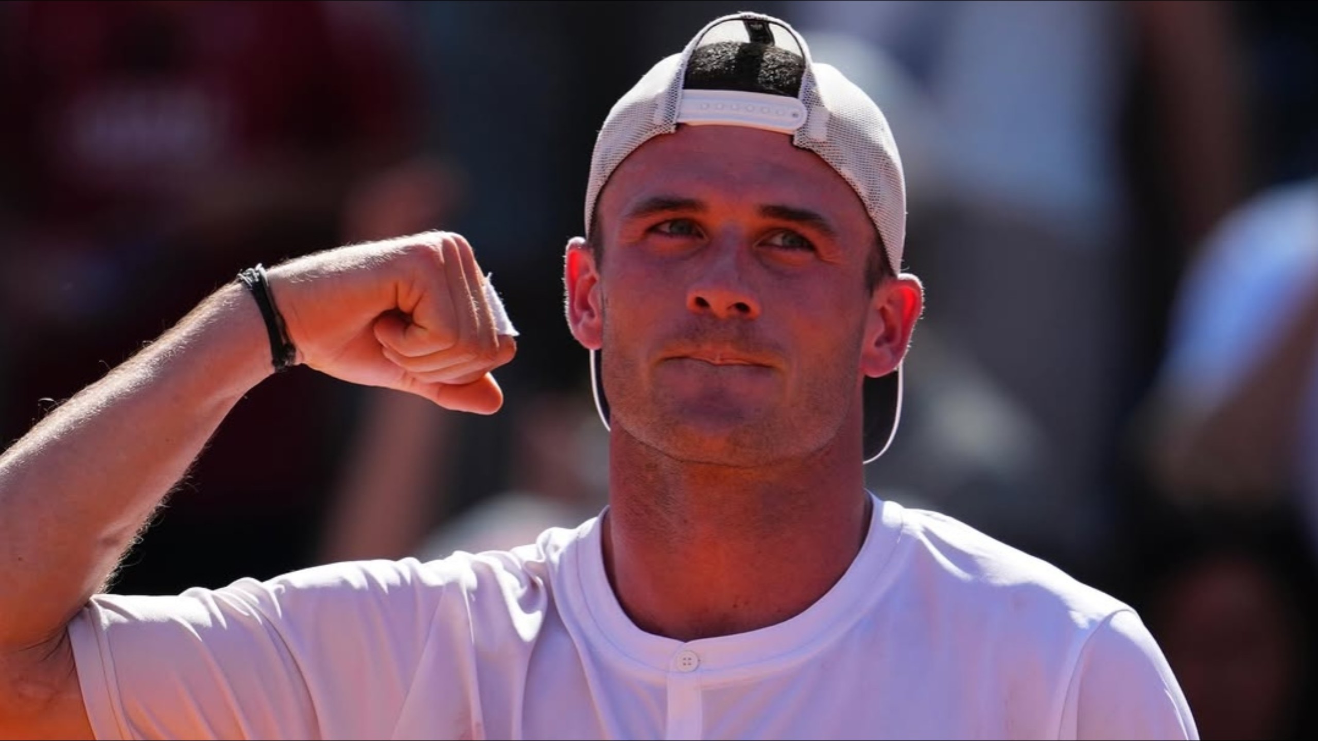 锁持球人弱 锁持球人弱