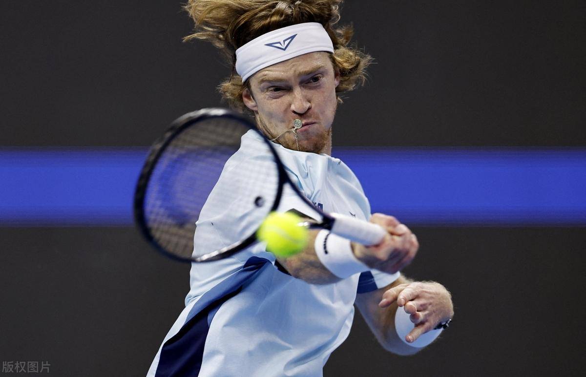 面对紧手的 面对紧手的